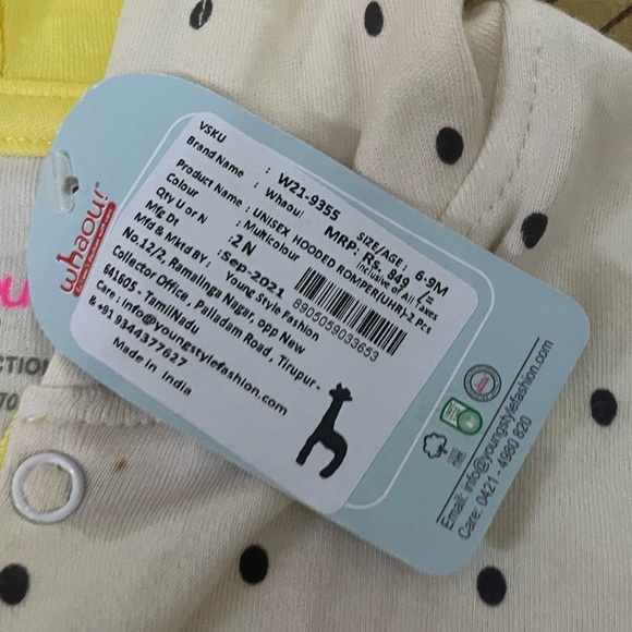 Unisex Hooded Romper - Picture 3 of 3